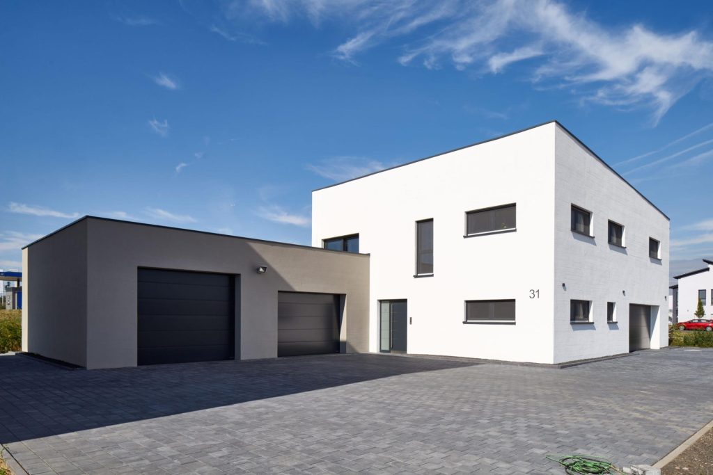 Futuristisches modernes Einfamilienhaus